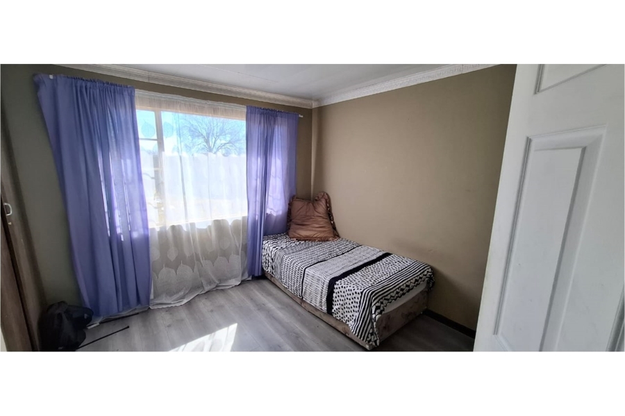 3 Bedroom Property for Sale in Bronville Free State